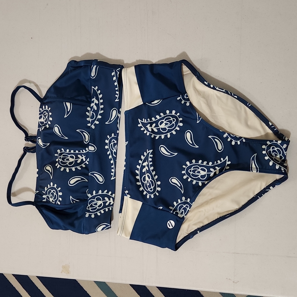 COPY - Nani Small Surf Crop & Yoga Pocket Bottom
